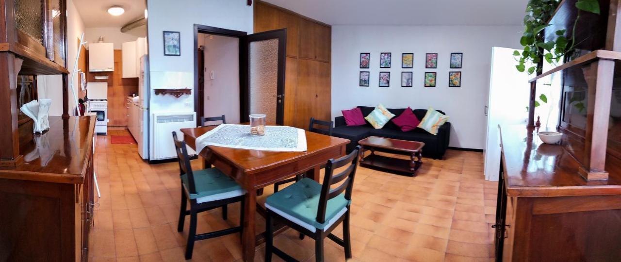 Casa Scotty 2 Appartement Ancona Buitenkant foto